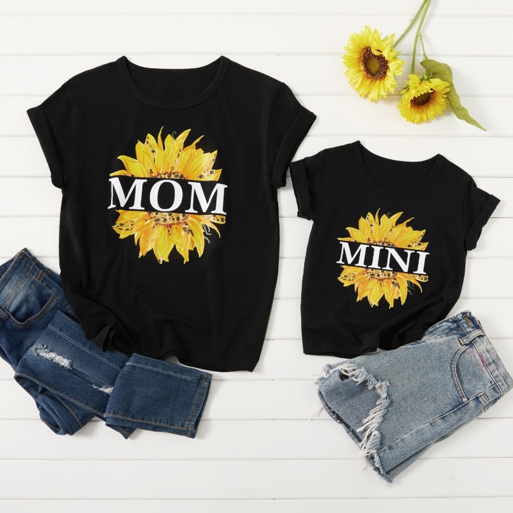 NWT🎉 Sunflower Print Cotton Top